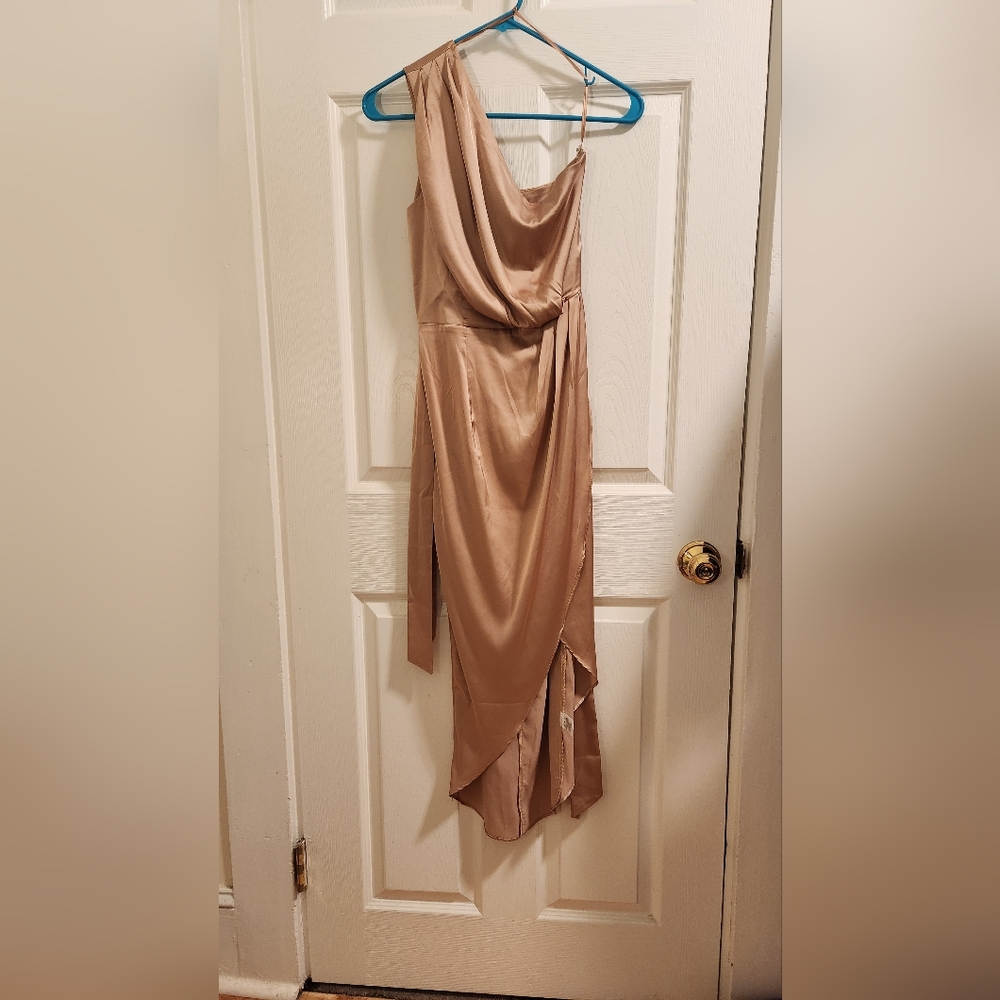 One shoulder beige/champagne dress